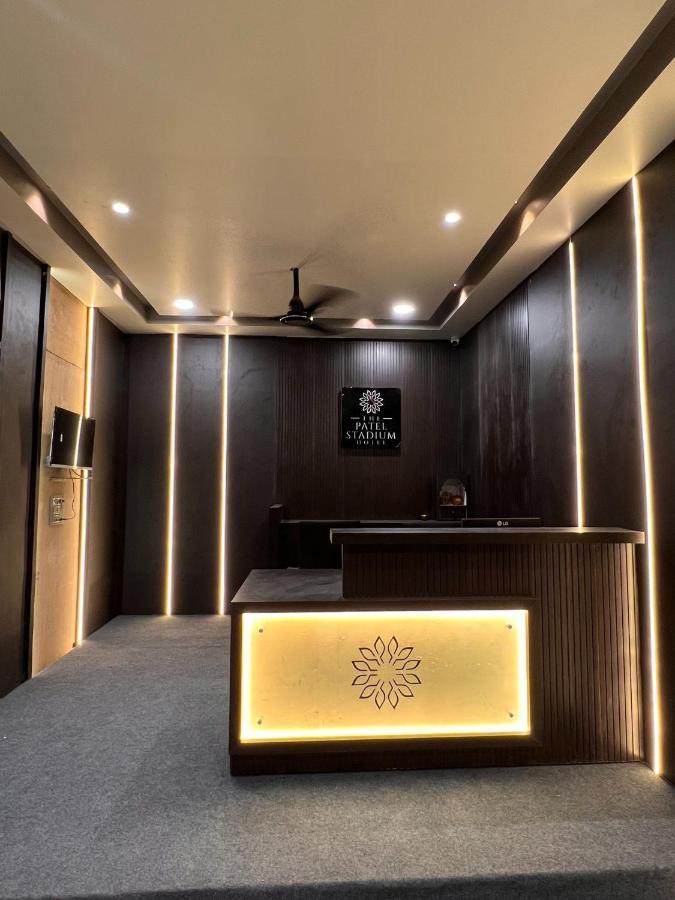 The Patel Stadium Hotel 1 Km From Bus Stand And 2 Km From Railway Station อัจเมอร์ ภายนอก รูปภาพ
